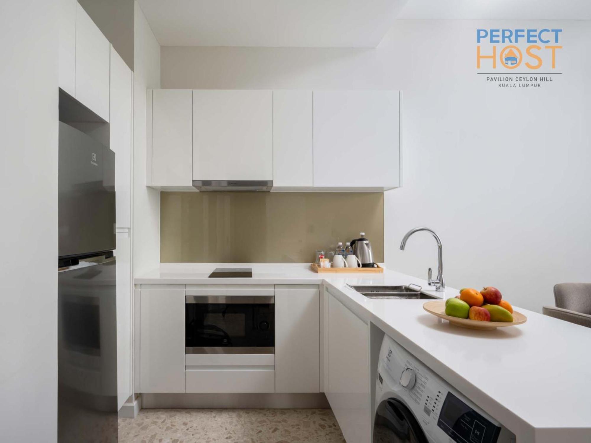 Pavilion Ceylon Hill Suites, Bukit Bintang By Perfect Host 吉隆坡 外观 照片 A modern kitchen