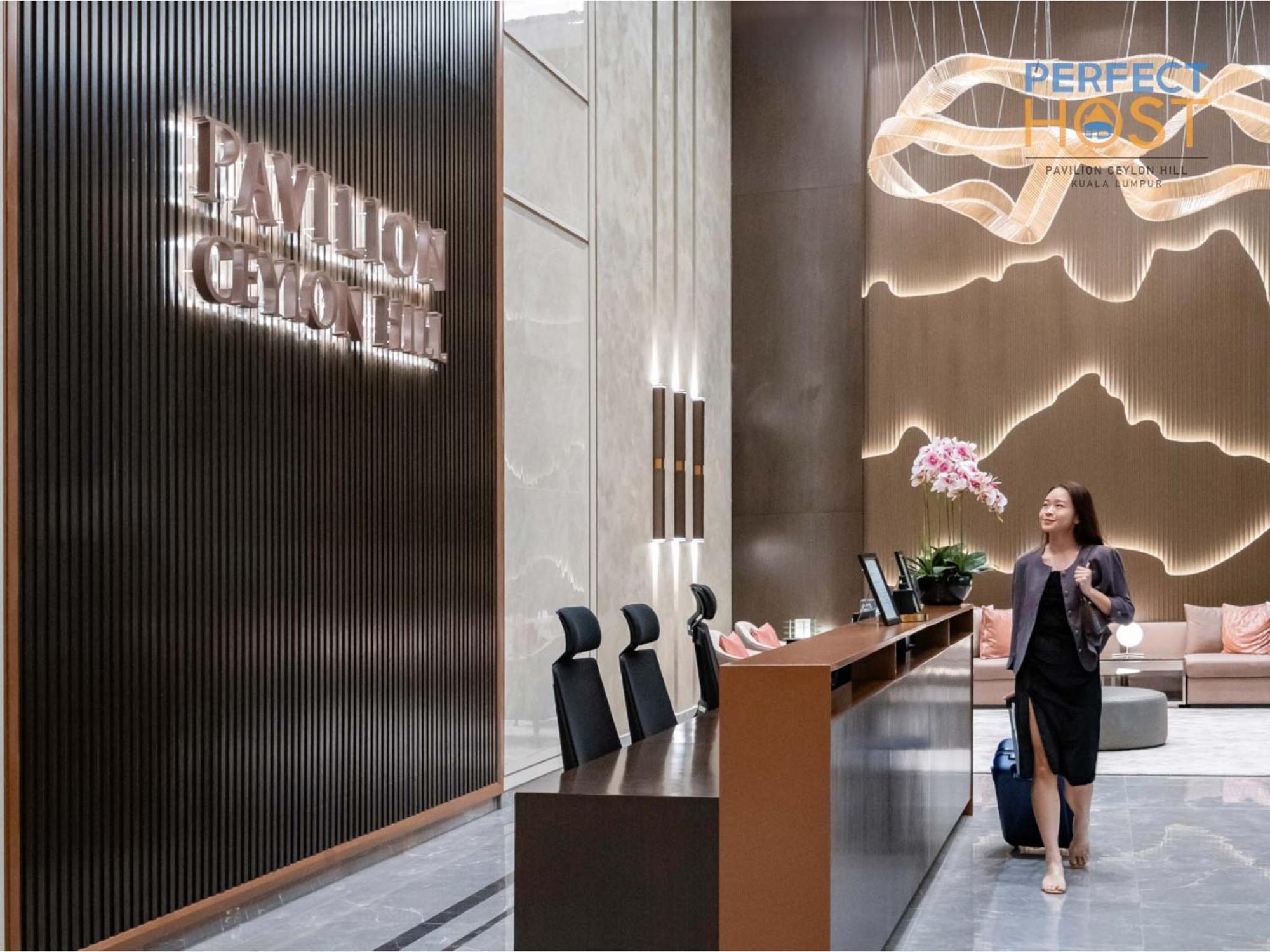 Pavilion Ceylon Hill Suites, Bukit Bintang By Perfect Host 吉隆坡 外观 照片 Reception
