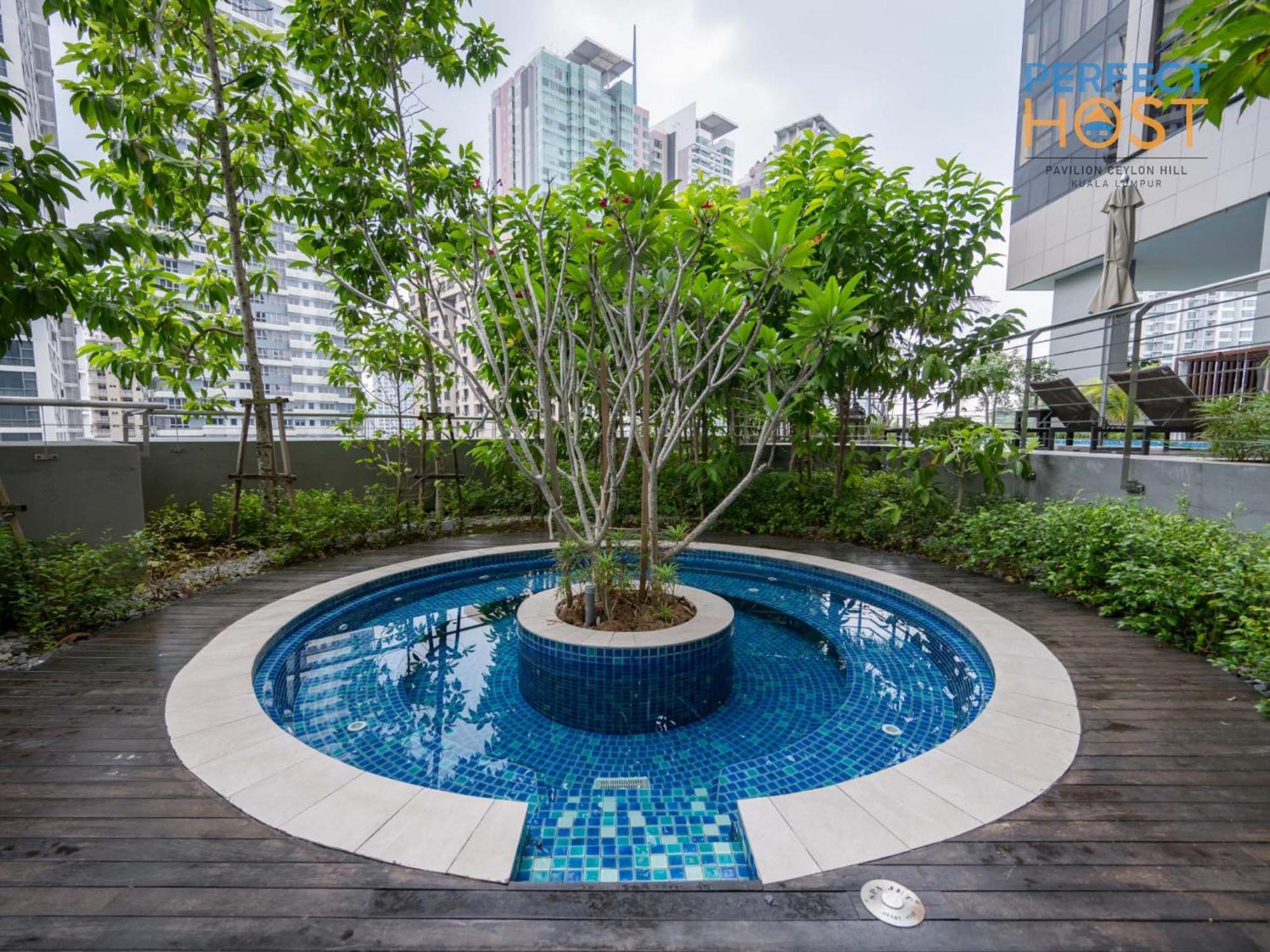 Pavilion Ceylon Hill Suites, Bukit Bintang By Perfect Host 吉隆坡 外观 照片 The Sky Garden