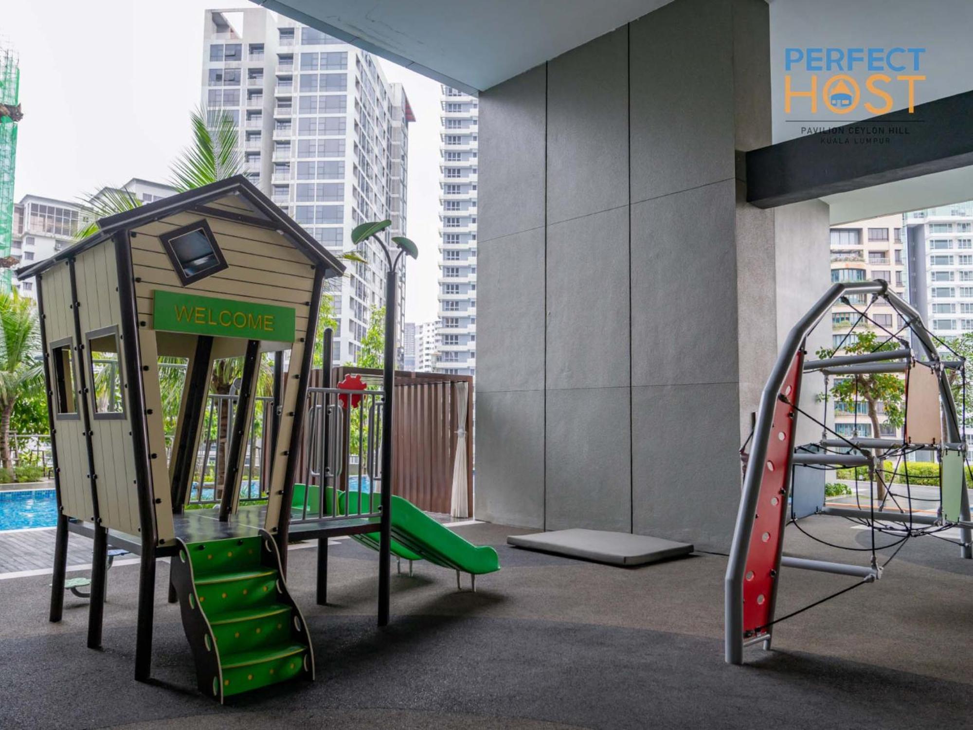 Pavilion Ceylon Hill Suites, Bukit Bintang By Perfect Host 吉隆坡 外观 照片 Playground at the condominium